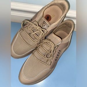 Guess sneakers (brand new)